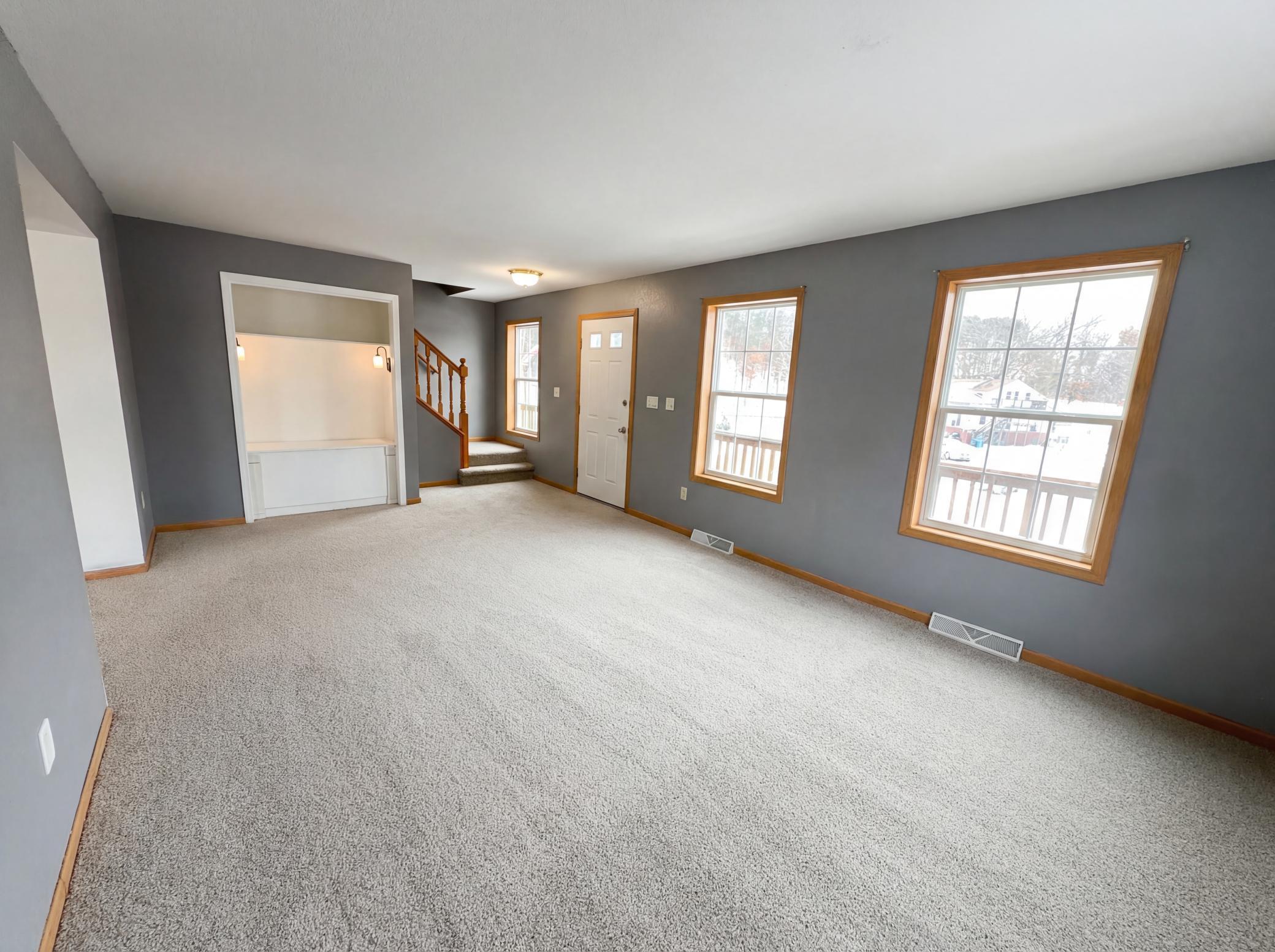 244 Point Douglas Road North St. Paul, MN 55106 - Photo 4 of 20