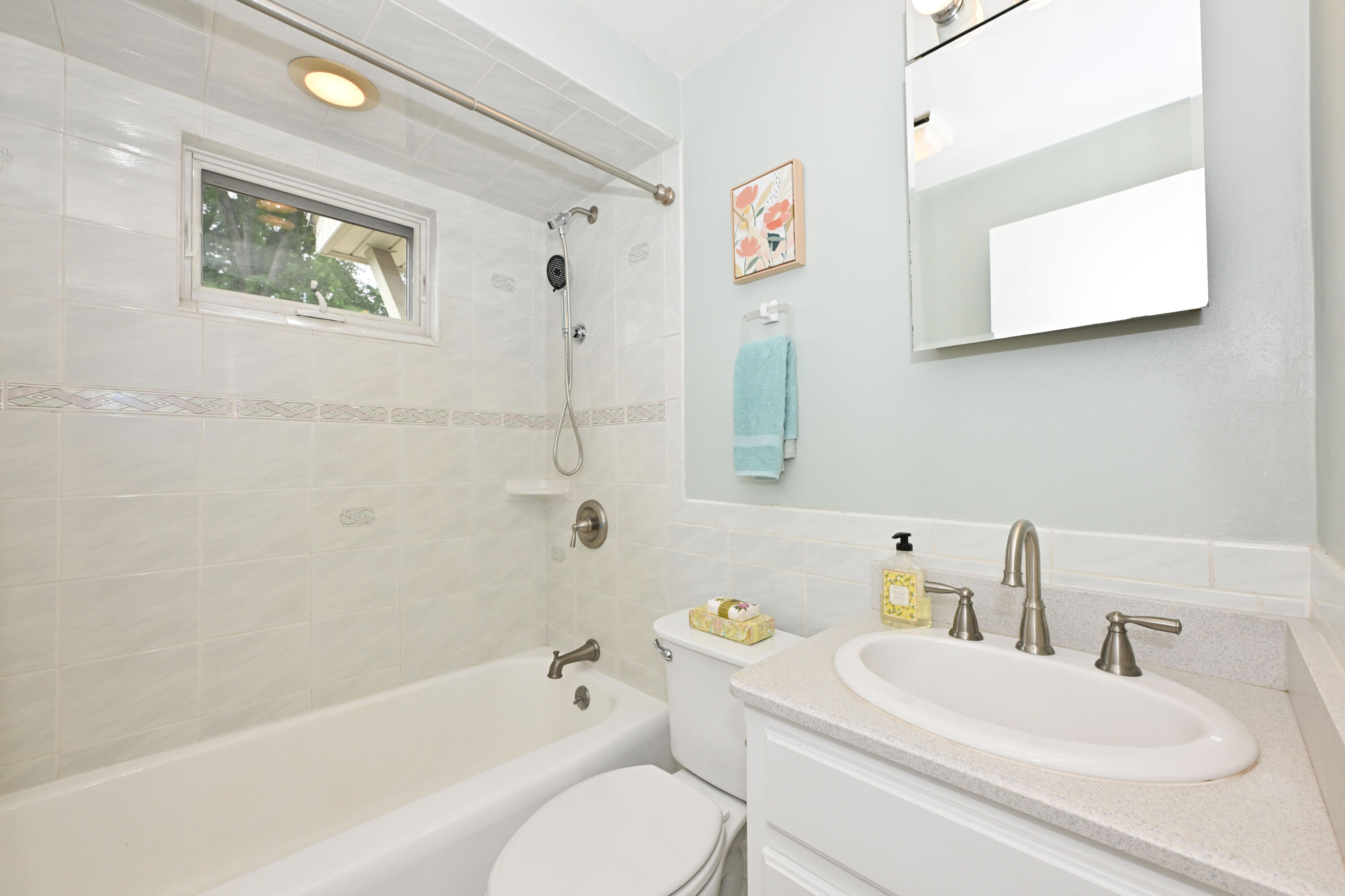 1933 West Donges Bay Road Mequon, WI 53092 - Photo 16 of 36 first floor full bath