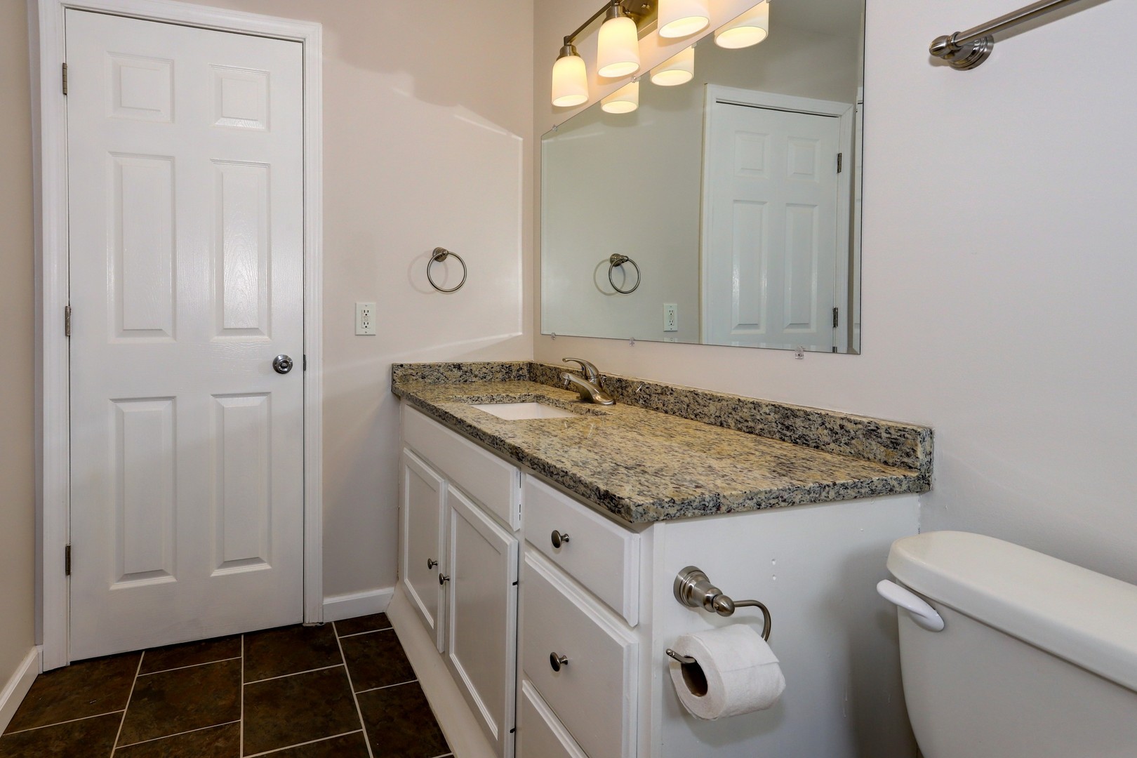 237 Riverside Drive Bolingbrook, IL 60440 - Photo 11 of 23