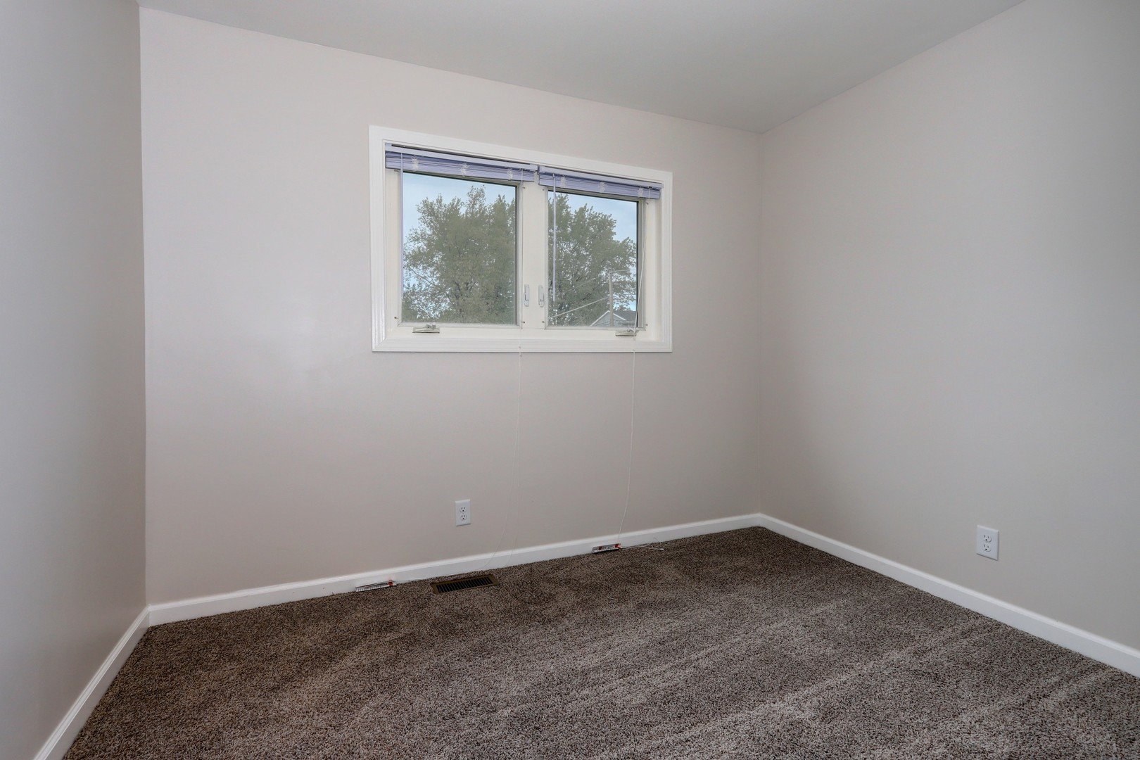 237 Riverside Drive Bolingbrook, IL 60440 - Photo 18 of 23