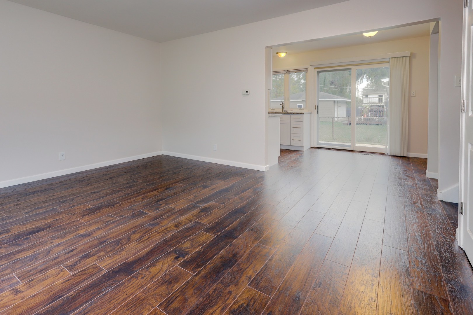 237 Riverside Drive Bolingbrook, IL 60440 - Photo 7 of 23