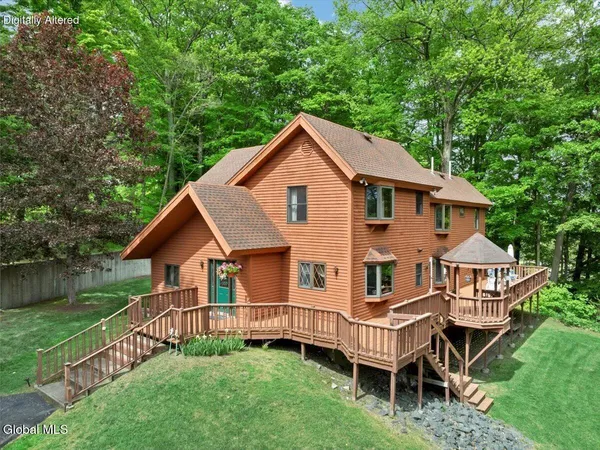 $549,900 | 64 Ford Road, Troy, NY 12180