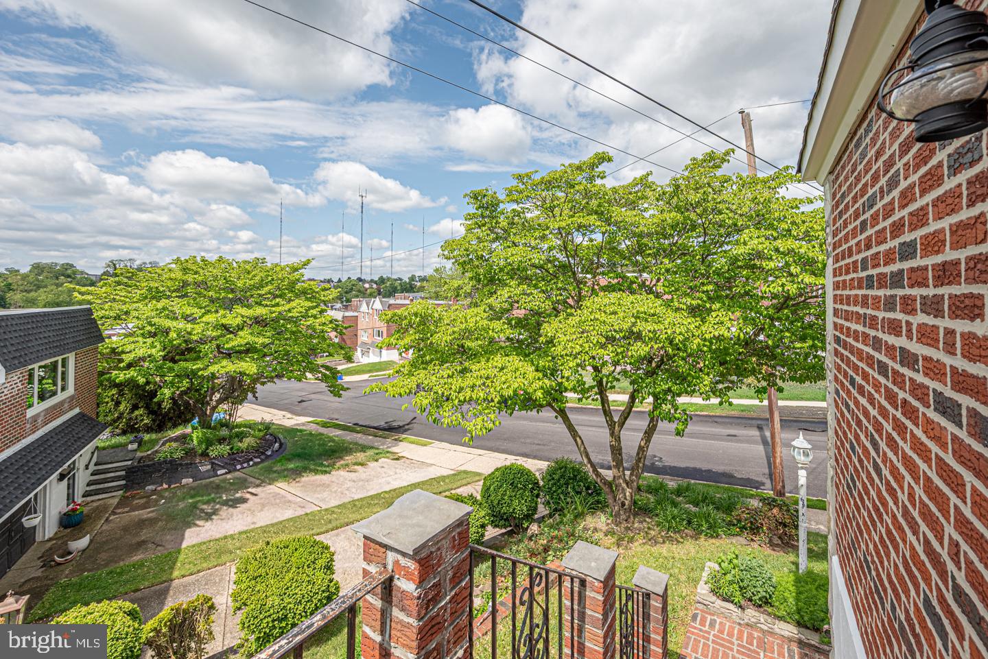 786 Hill Road Philadelphia, PA 19128 - Photo 3 of 29 View From Side Entry Door