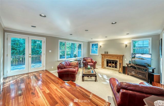 $800,000 | 8104 134th Place Northeast, Redmond, WA 98052