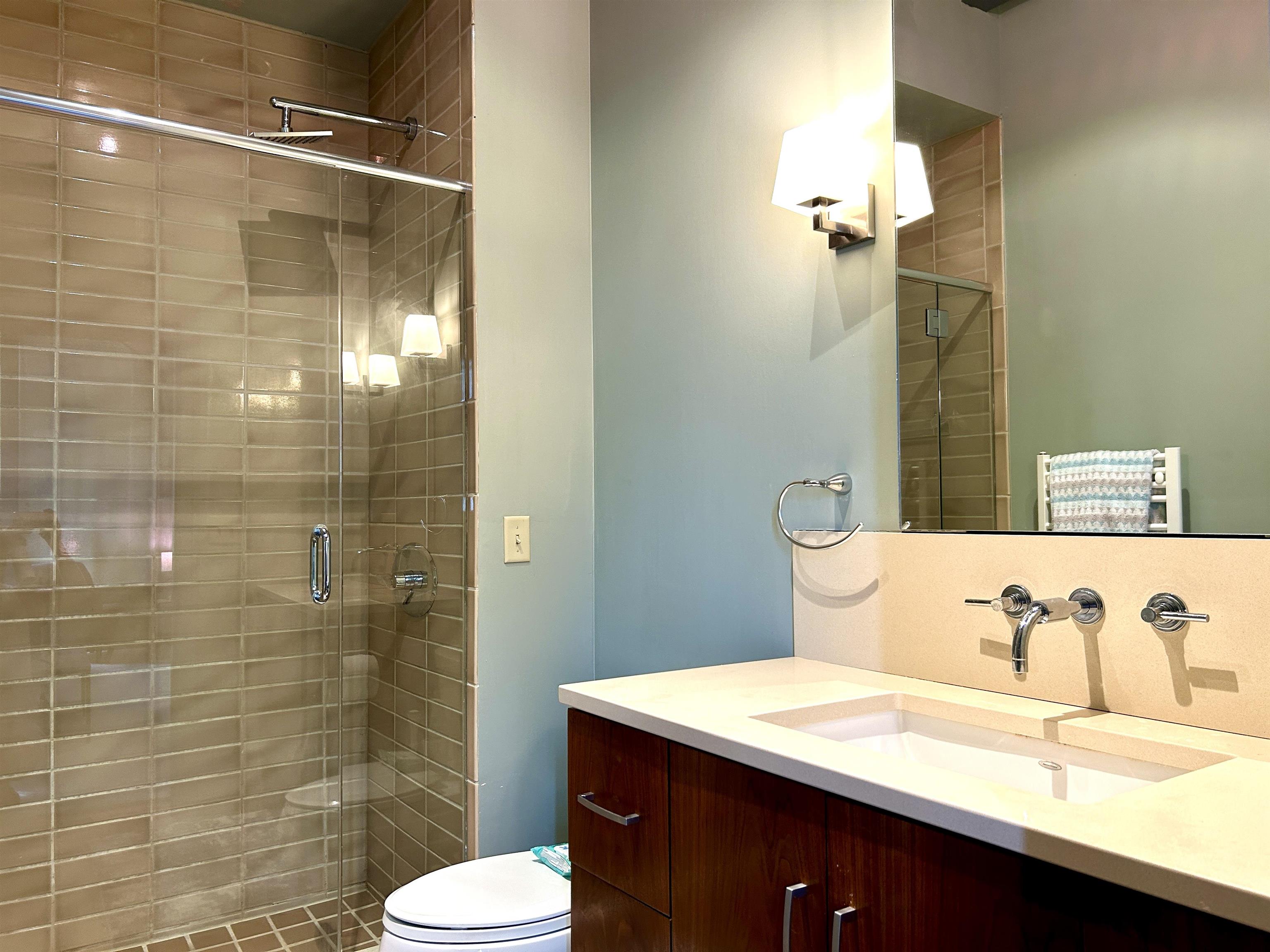 15 Railroad Row, Unit 2C4 Hartford, VT 05001 - Photo 6 of 15