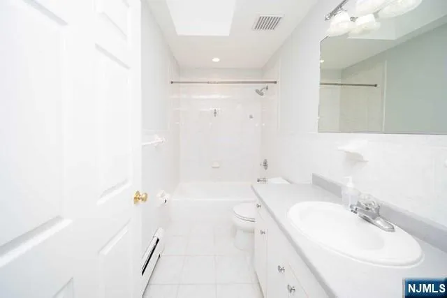 $4,500 | 137 A East Edsall Boulevard, Palisades Park, NJ 07650