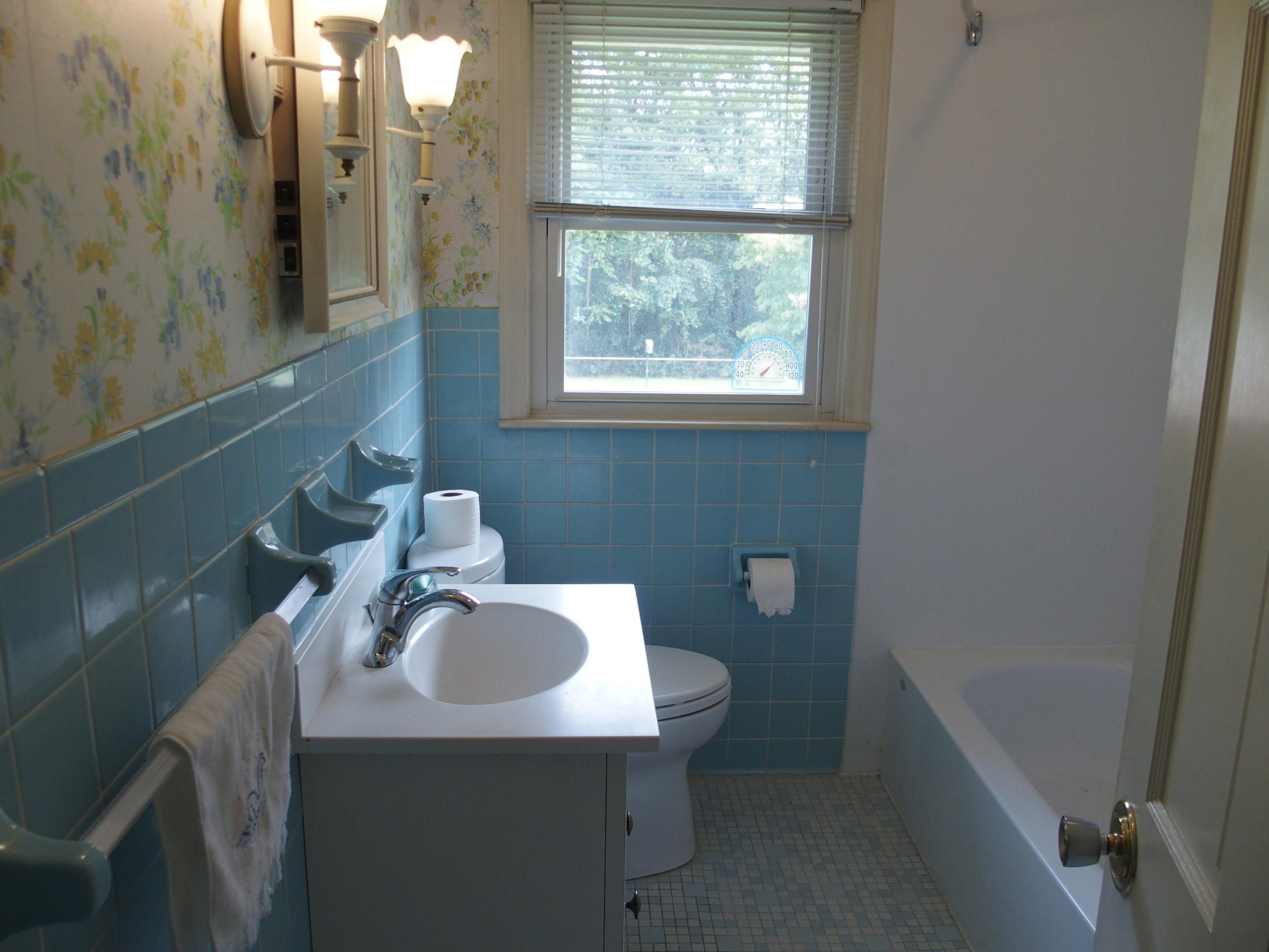 5811 Darby Road Roanoke, VA 24012 - Photo 11 of 25 P9280148