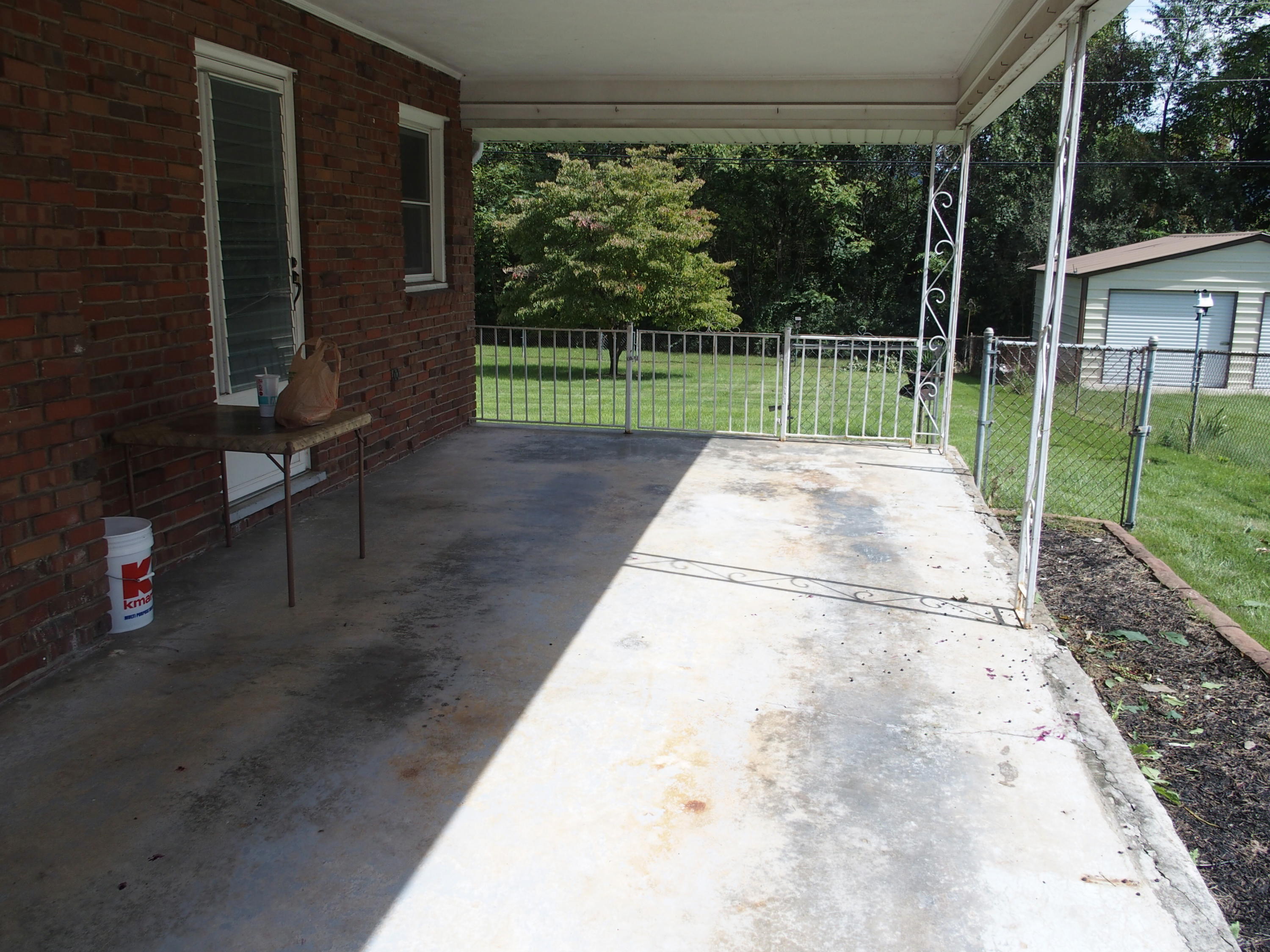 5811 Darby Road Roanoke, VA 24012 - Photo 24 of 25 P9280166