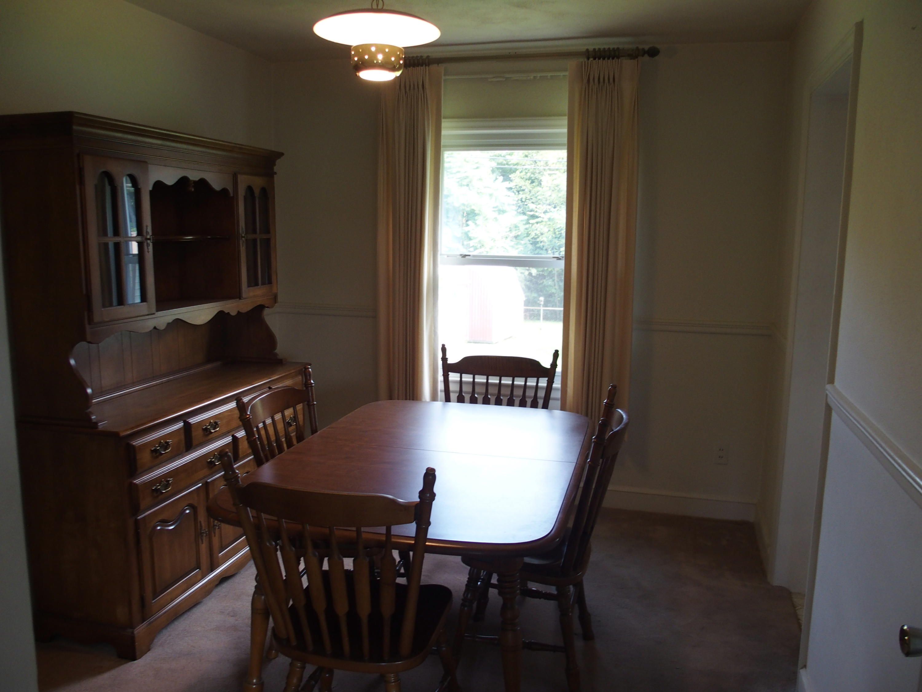 5811 Darby Road Roanoke, VA 24012 - Photo 10 of 25 P9280146