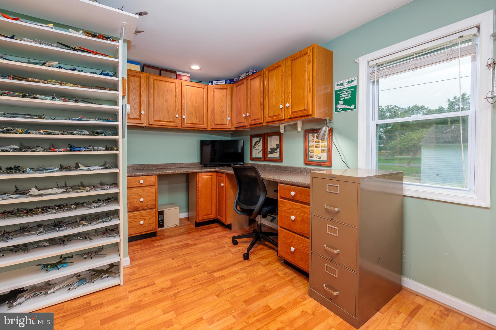 4904 Ravenwood Road Vienna, MD 21869 - Photo 21 of 42 a view of workspace with windows