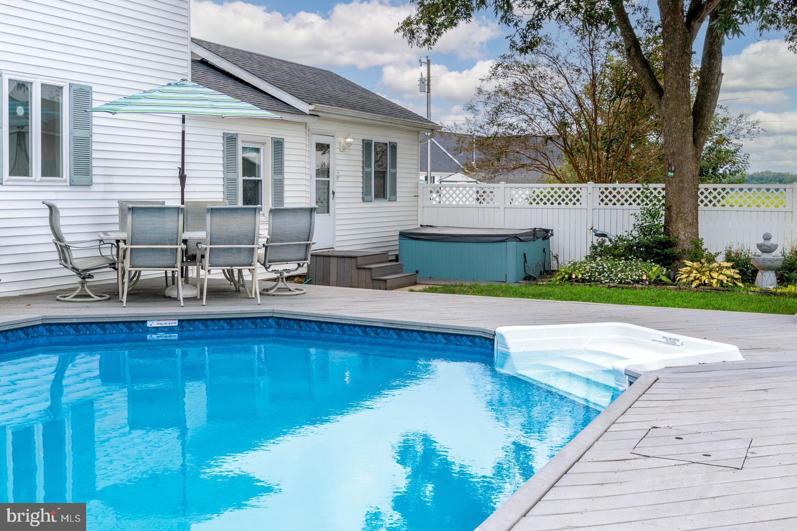 4904 Ravenwood Road Vienna, MD 21869 - Photo 28 of 42 a house view with a outdoor space
