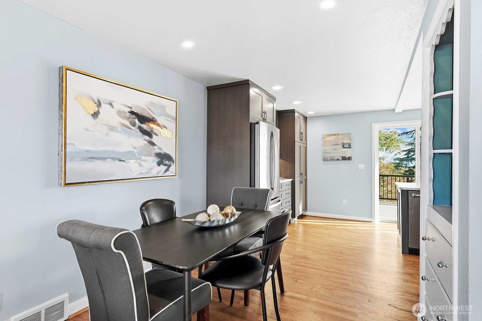 6750 36th Avenue Southwest Seattle, WA 98126 - Photo 8 of 38 Gallery Image 8