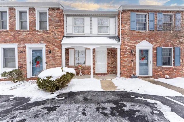 $190,000 | 202 Timberidge Drive, Bethel Park, PA 15102