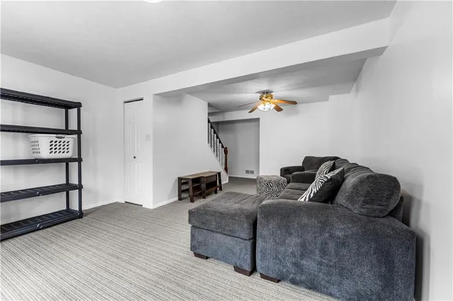 $190,000 | 202 Timberidge Drive, Bethel Park, PA 15102