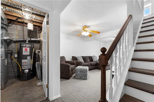 $190,000 | 202 Timberidge Drive, Bethel Park, PA 15102