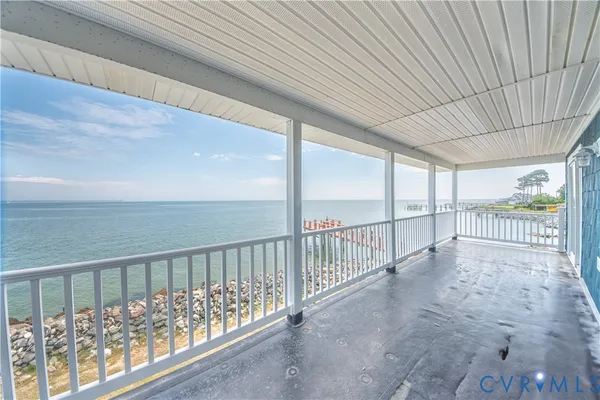 $899,000 | 154 Riverside Drive, Deltaville, VA 23043