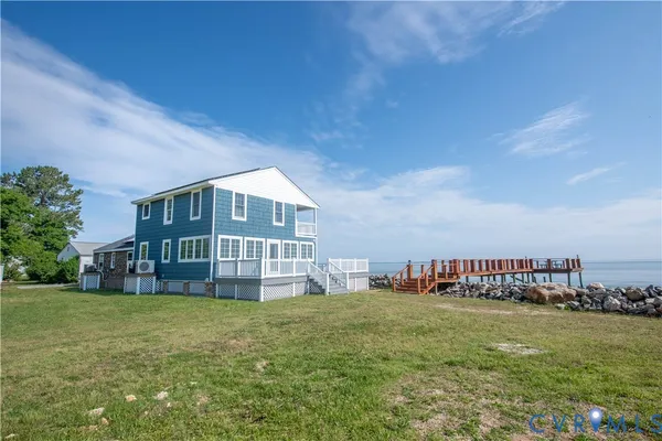 $899,000 | 154 Riverside Drive, Deltaville, VA 23043