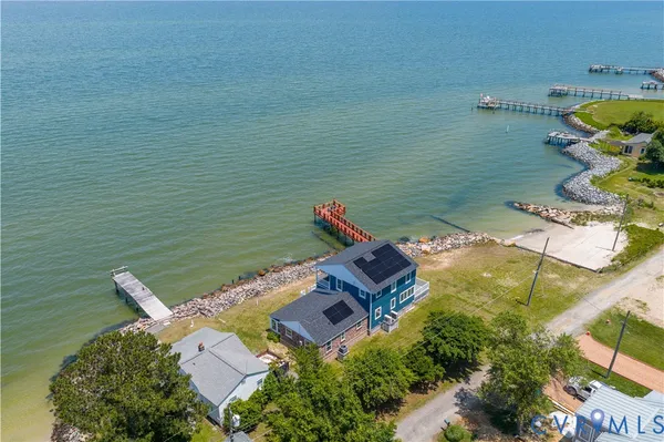 $899,000 | 154 Riverside Drive, Deltaville, VA 23043