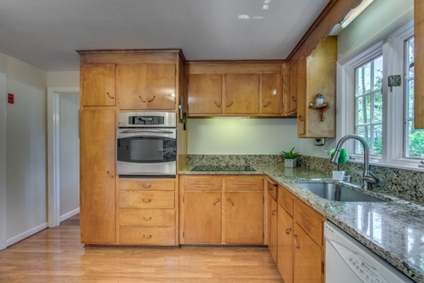 11 Andrews Road Wakefield, MA 01880 - Photo 15 of 30 Gallery Image 15