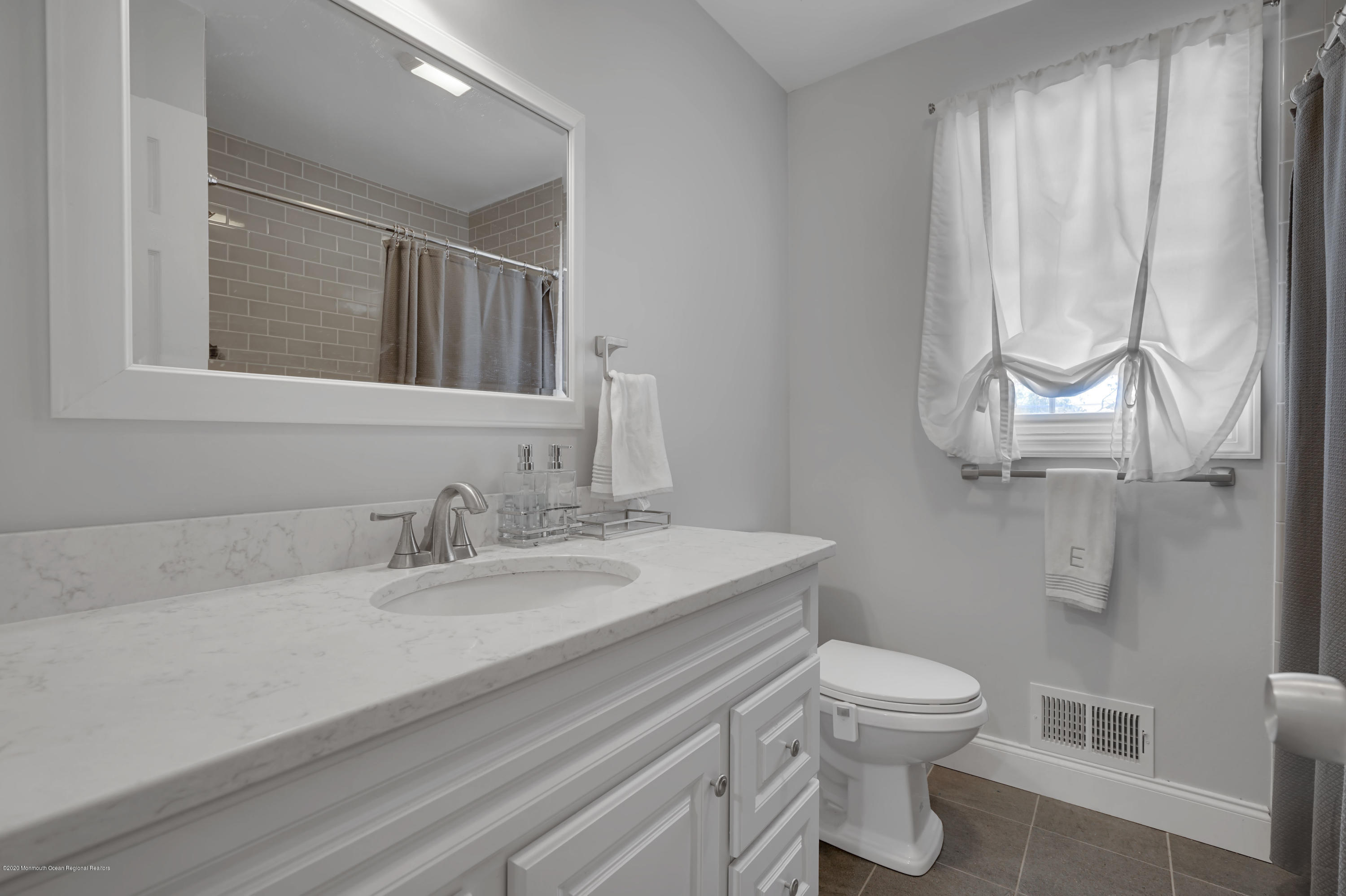 213 Mandarin Road Brick, NJ 08723 - Photo 10 of 25 Full Bath 2