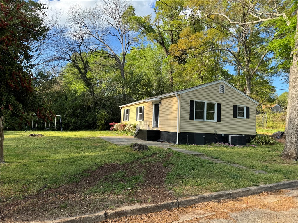 405 Casey Street Anderson, SC 29624 - Photo 3 of 26 Right side from across the street