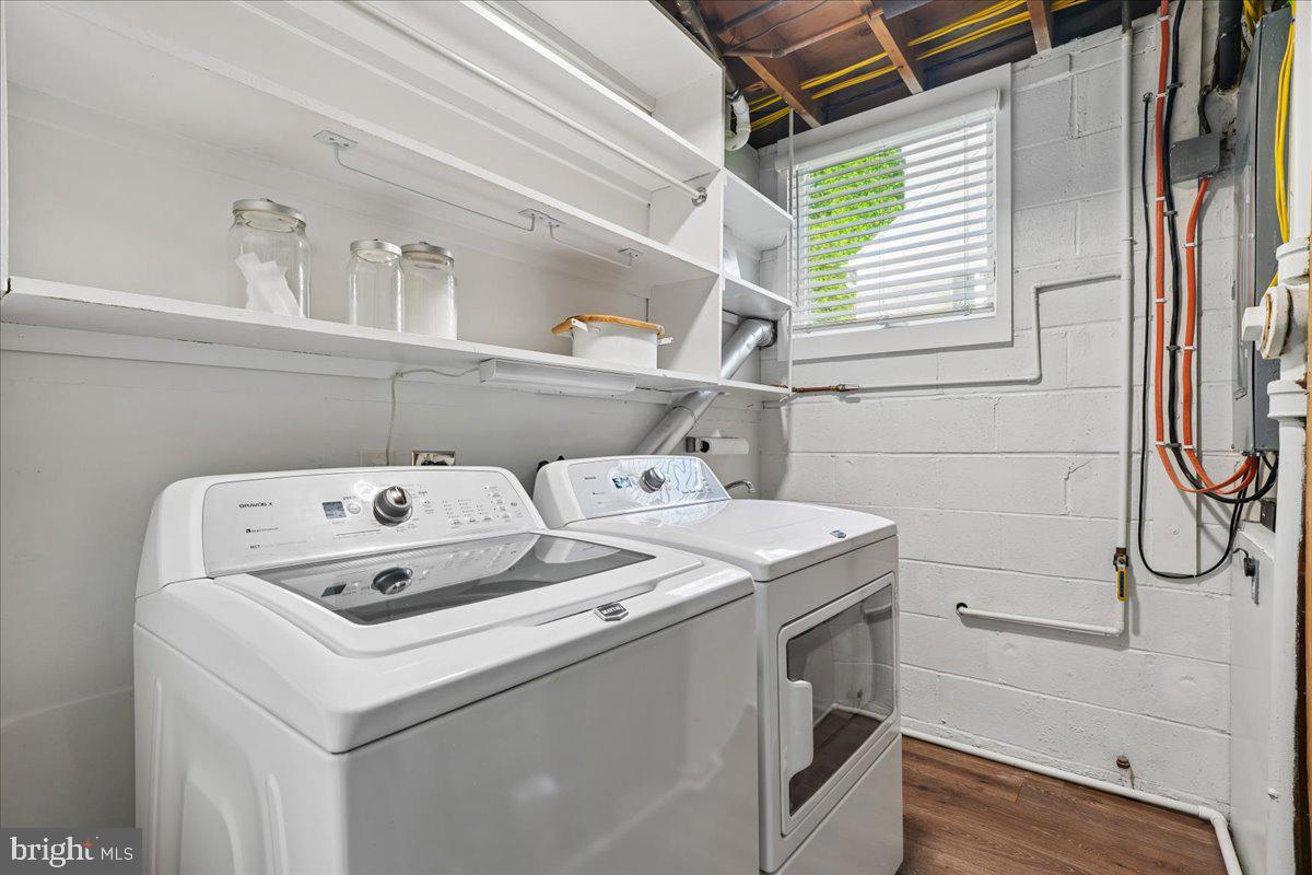 2502 Culpeper Road Alexandria, VA 22308 - Photo 33 of 34 Laundry