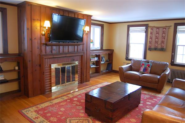54 Clinton Road Melrose, MA 02176 - Photo 7 of 30 Gallery Image 7