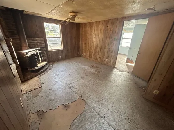 $71,249 | 710 East Walnut Street, Nocona, TX 76255