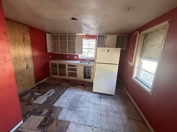 $71,249 | 710 East Walnut Street, Nocona, TX 76255