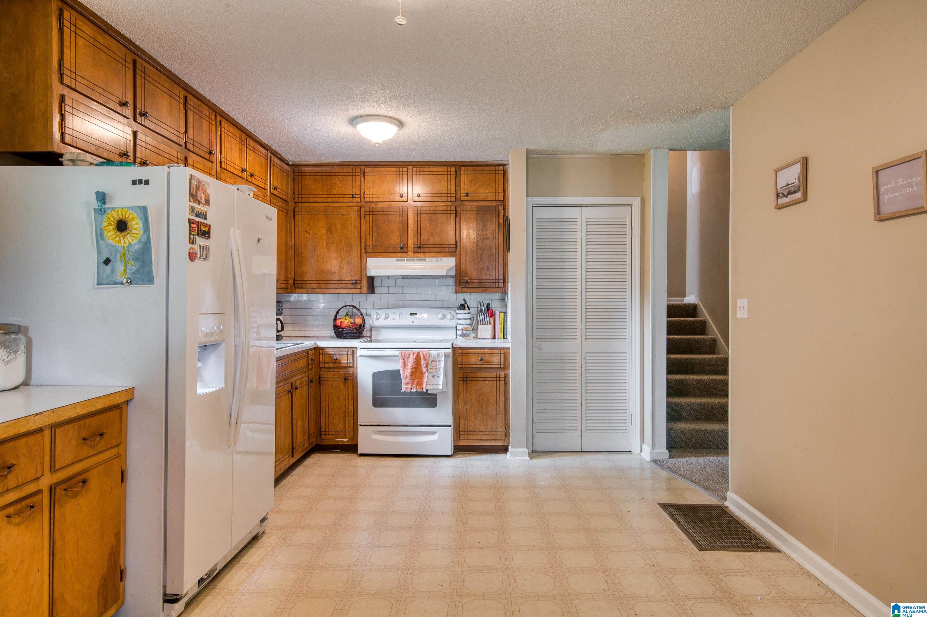 2908 Sayers Road Fultondale, AL 35068 - Photo 9 of 35