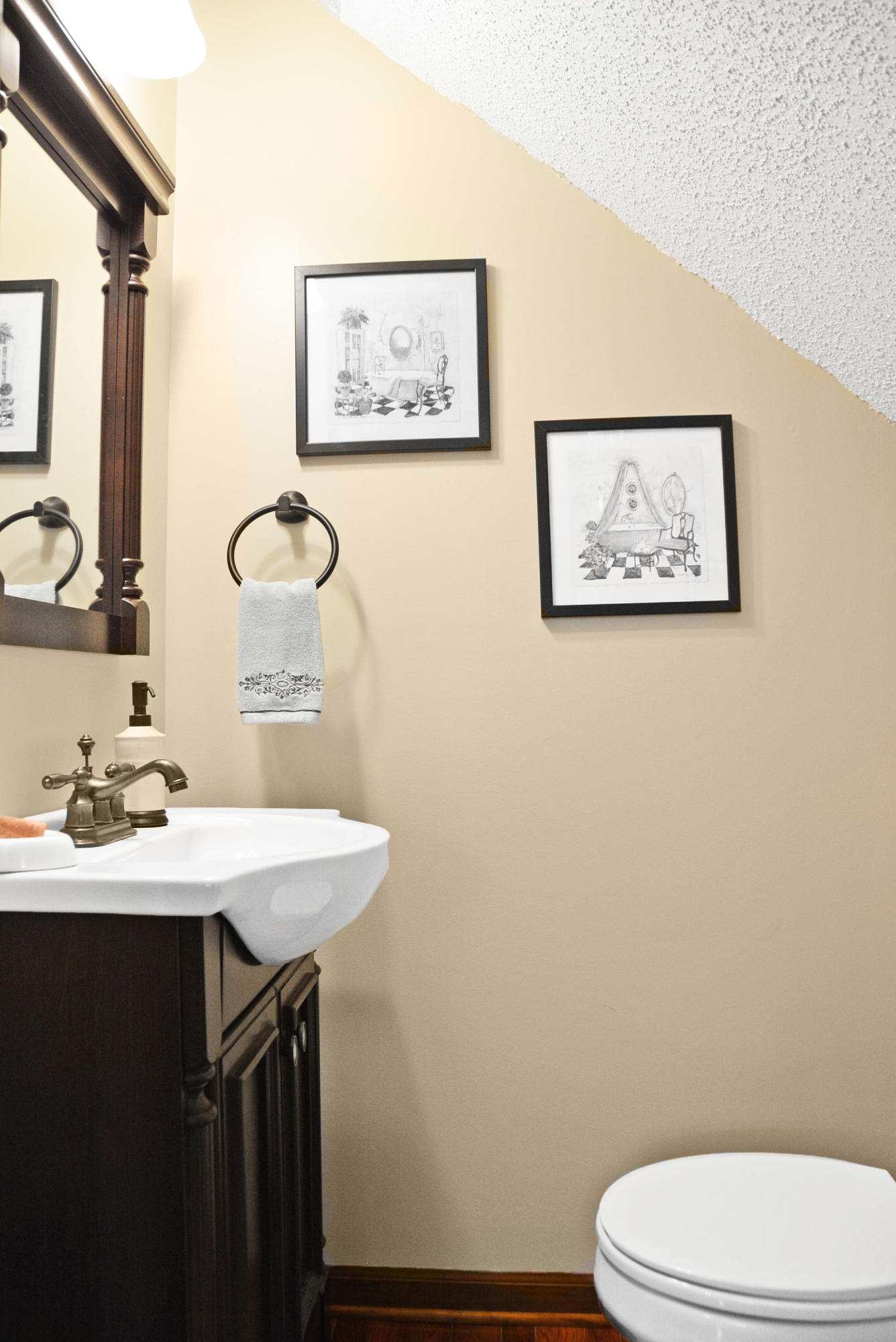 747 Pinhook Road, Unit 10 Calhoun, TN 37309 - Photo 10 of 30 Half Bath