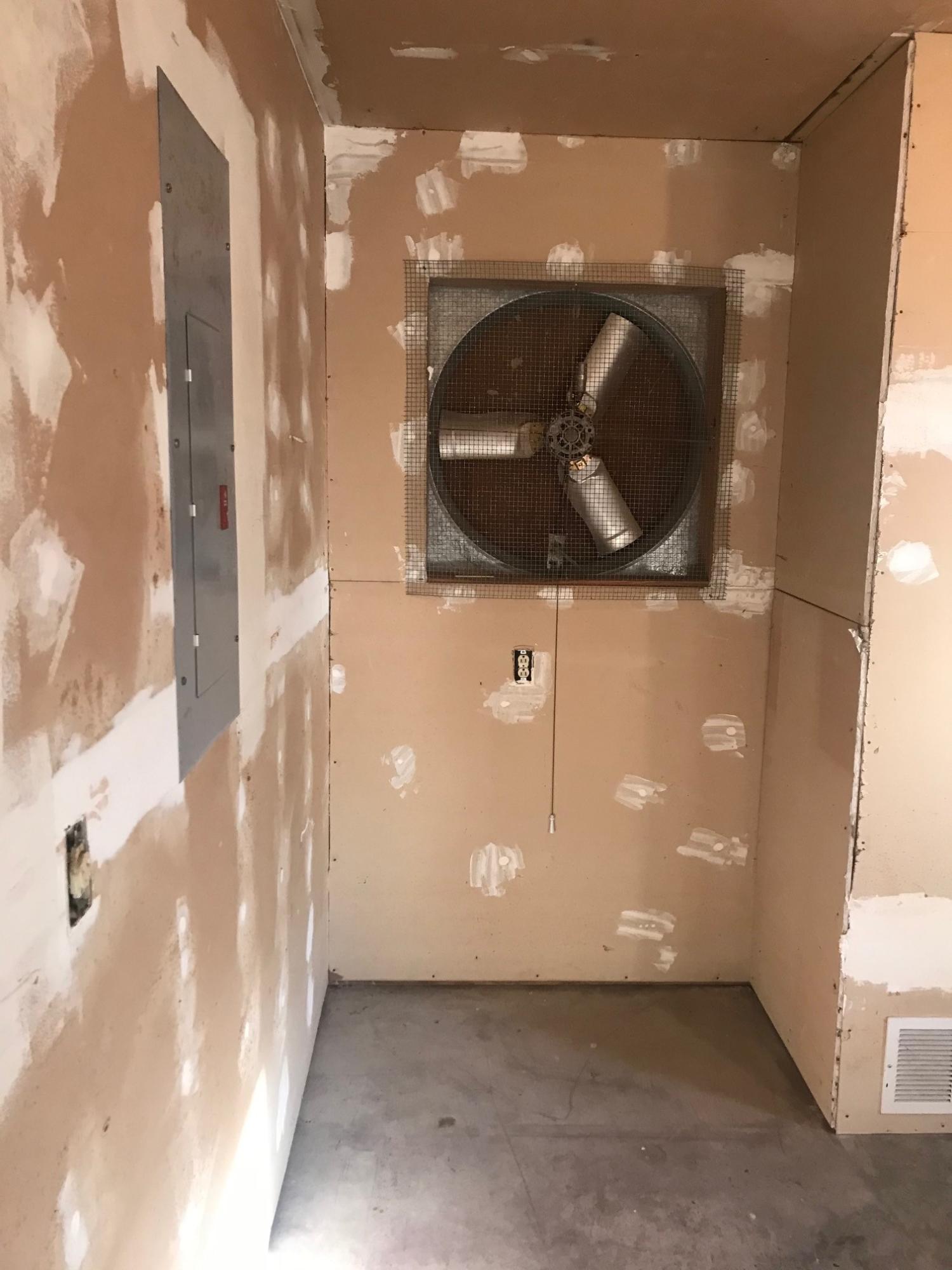 3606 Airport Road Crestview, FL 32539 - Photo 50 of 57 a view of a hallway with washer and dryer