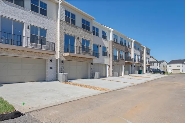 a large building with a street