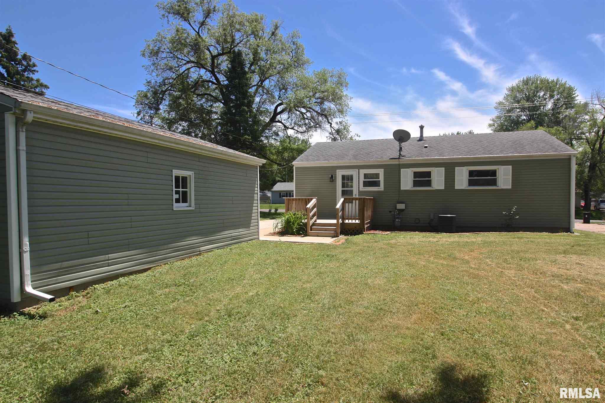 1019 Lincoln Road Marquette Heights, IL 61554 - Photo 8 of 36 Gallery Image 8