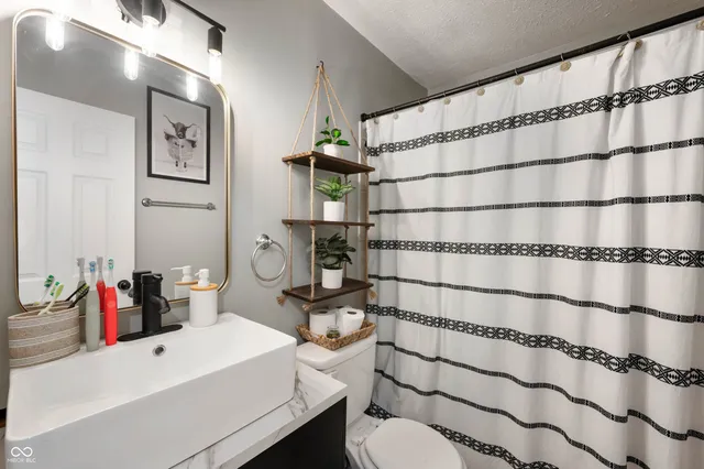 $200,000 | 5223 Bahia Drive, Indianapolis, IN 46237