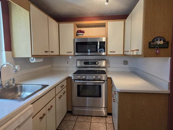 $459,900 | 52 Liberty Street, Unit C5, Plymouth, MA 02360