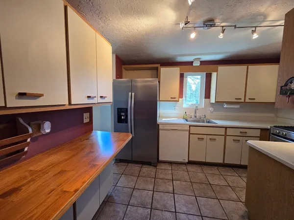 $459,900 | 52 Liberty Street, Unit C5, Plymouth, MA 02360