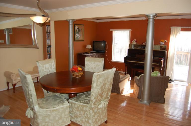 6551 Ronald Road Capitol Heights, MD 20743 - Photo 9 of 27 Living Room
