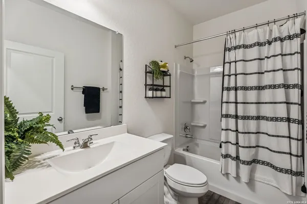 $2,150 | 5822 Lilac Landing, Converse, TX 78109