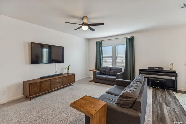 $2,150 | 5822 Lilac Landing, Converse, TX 78109
