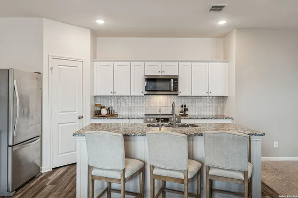 $2,150 | 5822 Lilac Landing, Converse, TX 78109