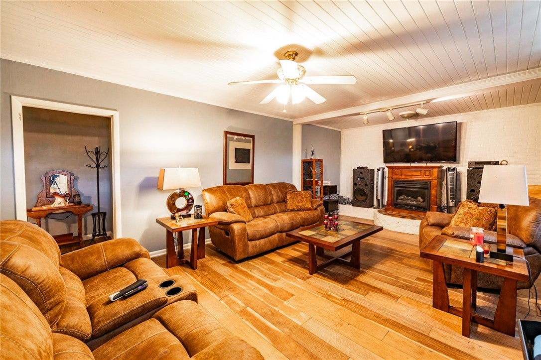 1335 Gibson Road Dadeville, AL 36853 - Photo 4 of 41 Gallery Image 4