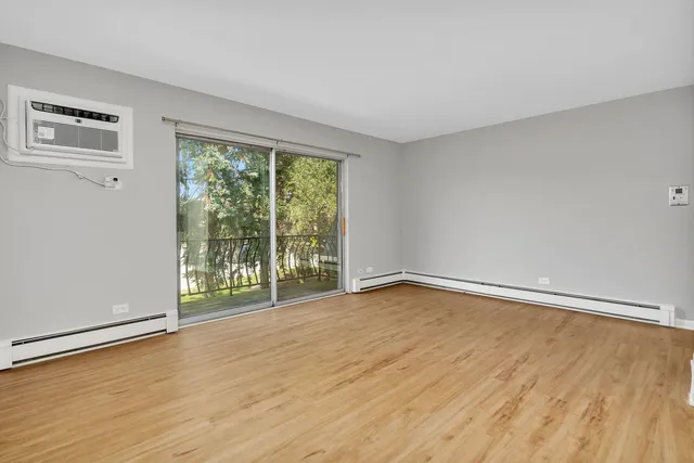 $1,750 | 909 Plainfield Road, Unit 7, Darien, IL 60561