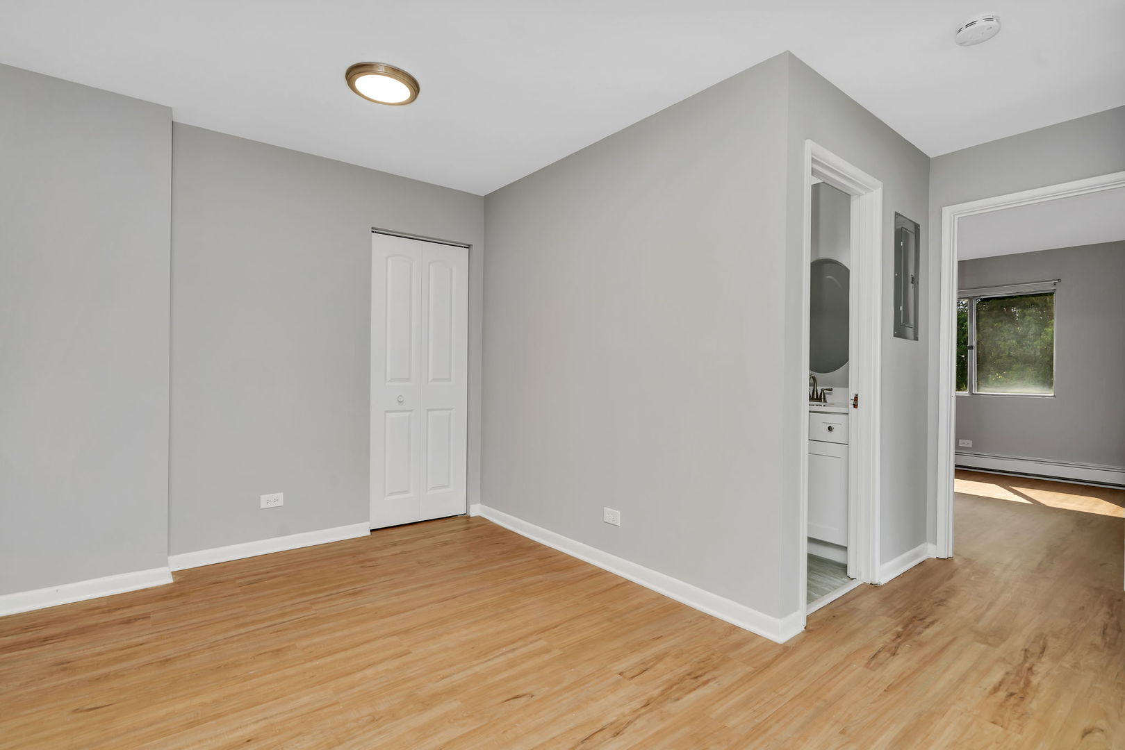 909 Plainfield Road, Unit 7 Darien, IL 60561 - Photo 15 of 16