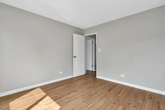 $1,750 | 909 Plainfield Road, Unit 7, Darien, IL 60561