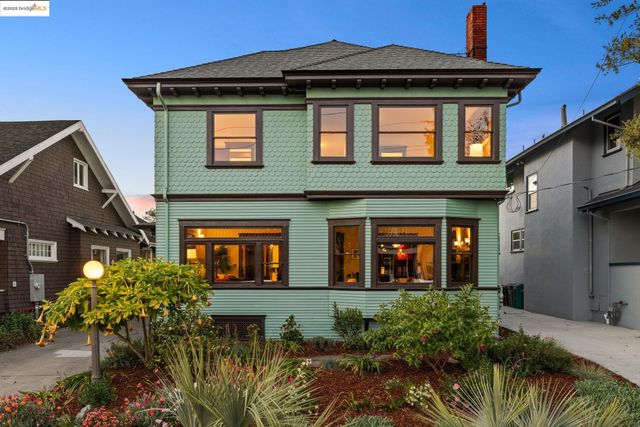 $3,035,000 | 380 60th Street, Oakland, CA 94618
