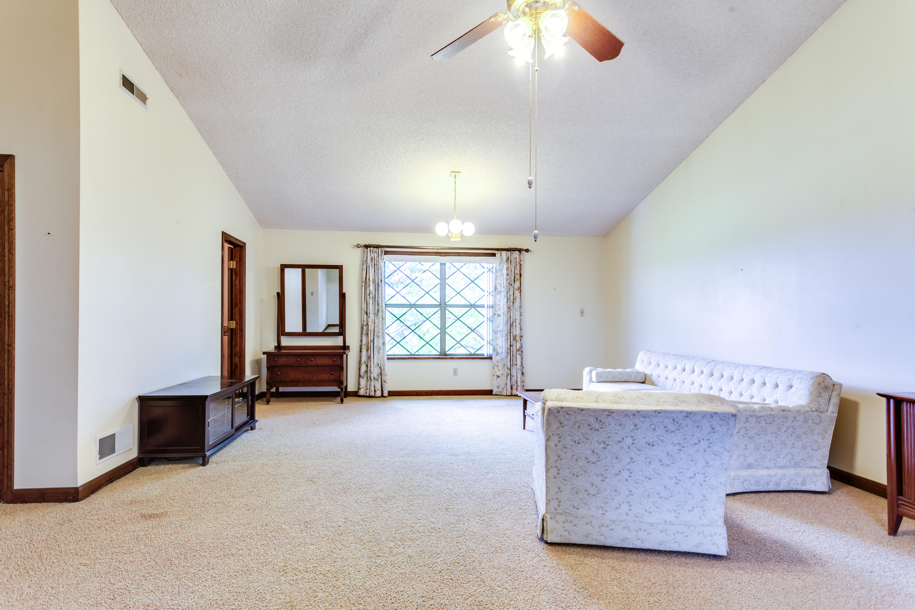 1075 West Hunt Road Alcoa, TN 37701 - Photo 17 of 30 023180409-3-1075WHuntRdAlcoaTN-FULL SIZE