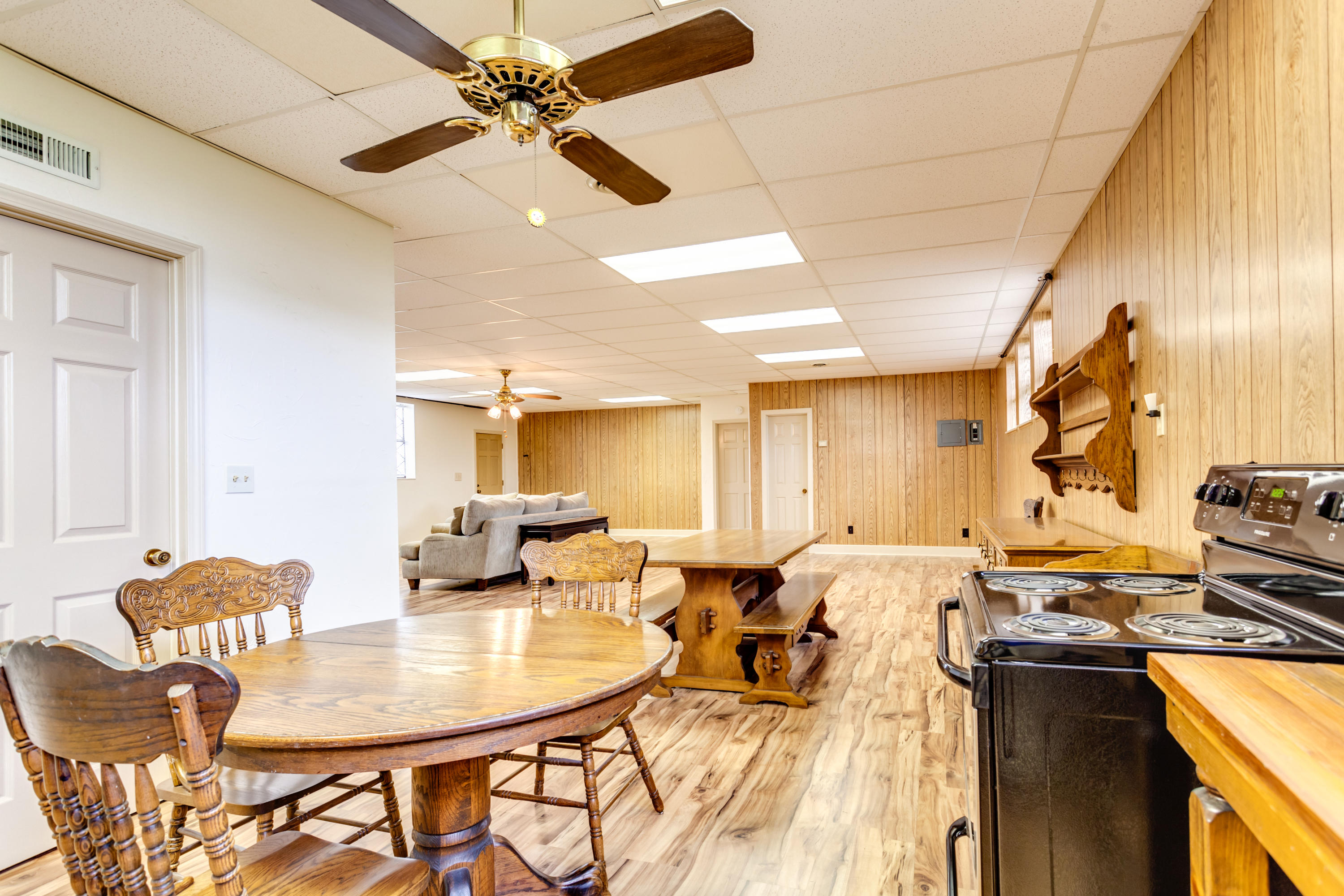 1075 West Hunt Road Alcoa, TN 37701 - Photo 29 of 30 036180409-3-1075WHuntRdAlcoaTN-FULL SIZE