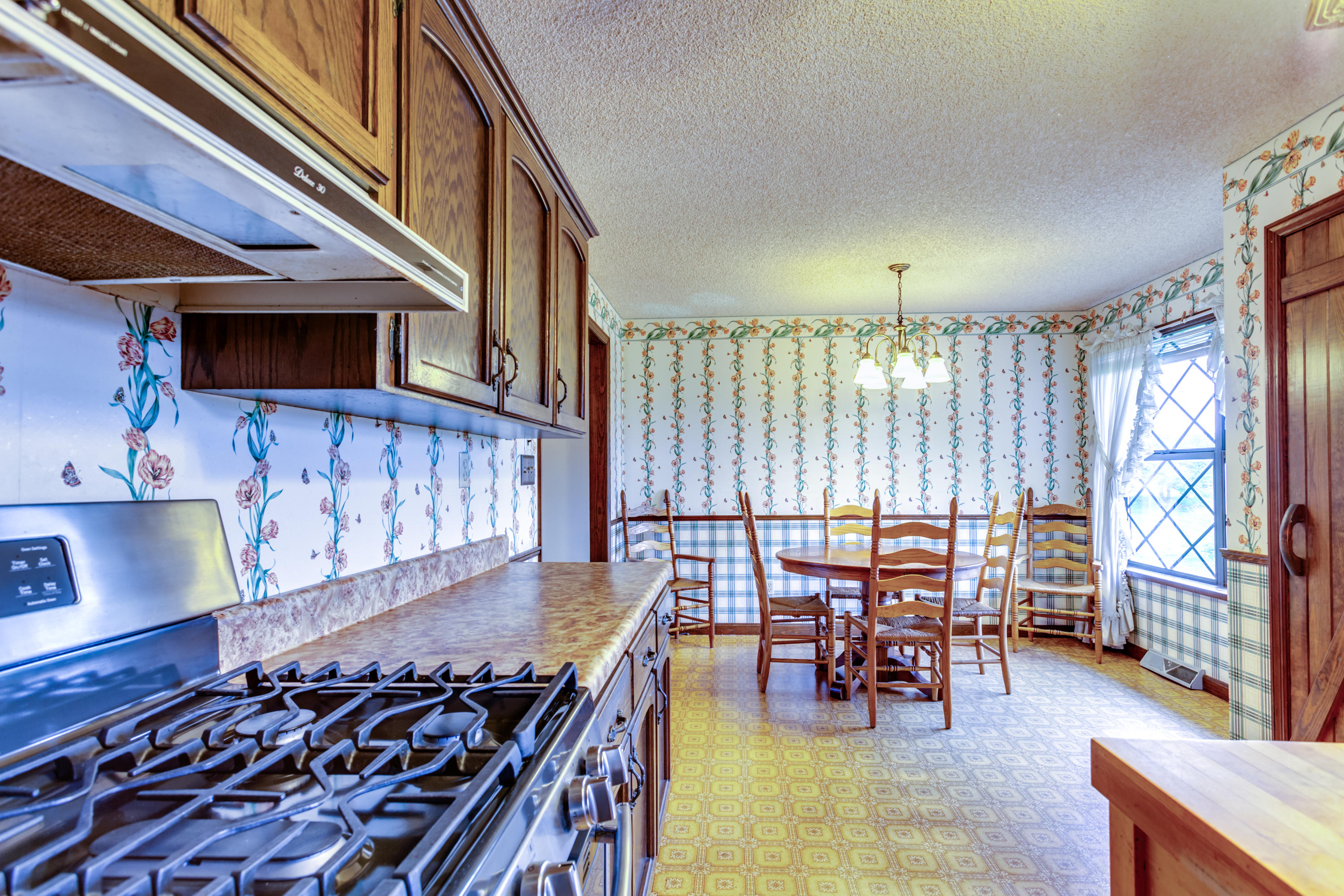 1075 West Hunt Road Alcoa, TN 37701 - Photo 7 of 30 009180409-3-1075WHuntRdAlcoaTN-FULL SIZE