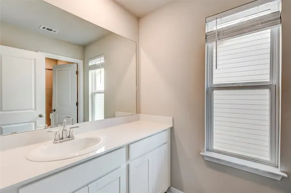 $2,500 | 218 Glass Mountain Way, Dripping Springs, TX 78620